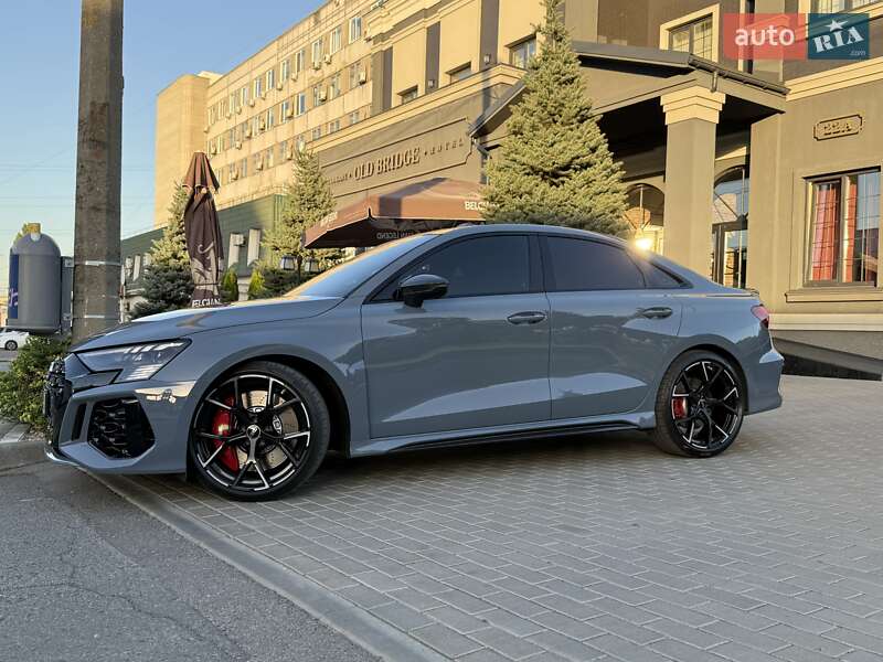 Седан Audi RS3 2024 в Днепре фото 7 Седан Audi RS3 2024 в Днепре