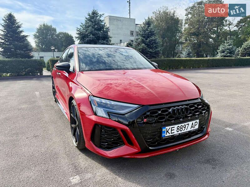 Седан Audi RS3 2022 в Кам'янському