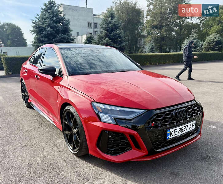 Седан Audi RS3 2022 в Кам'янському