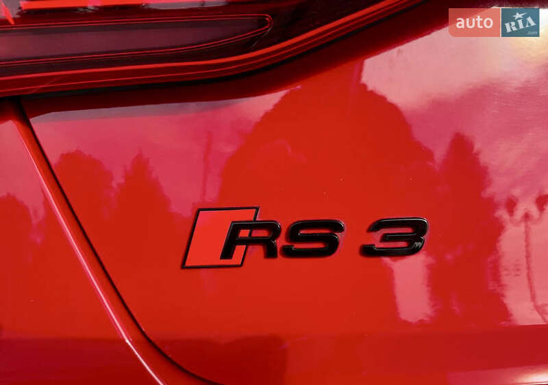 Седан Audi RS3 2022 в Кам'янському