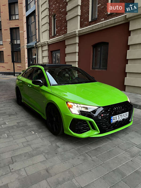 Седан Audi RS3 2024 в Харкові