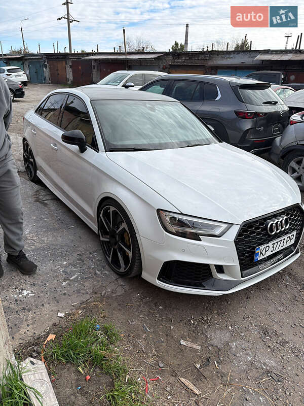 Седан Audi RS3 2017 в Запоріжжі