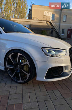 Седан Audi RS3 2017 в Запоріжжі