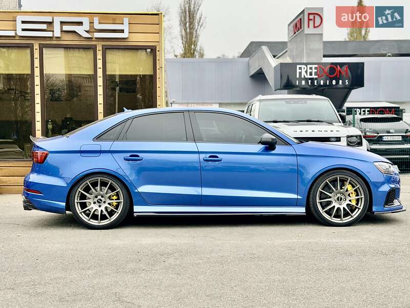 Седан Audi RS3 2017 в Києві фото 5 Седан Audi RS3 2017 в Києві
