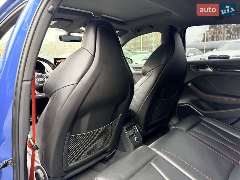 Седан Audi RS3 2017 в Києві фото 20 Седан Audi RS3 2017 в Києві