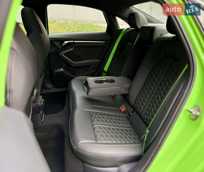 Седан Audi RS3 2024 в Харькове