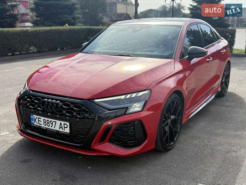 Седан Audi RS3 2022 в Днепре