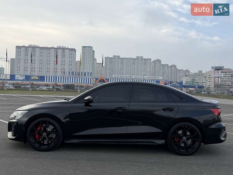 Седан Audi RS3 2021 в Киеве фото 11 Седан Audi RS3 2021 в Киеве