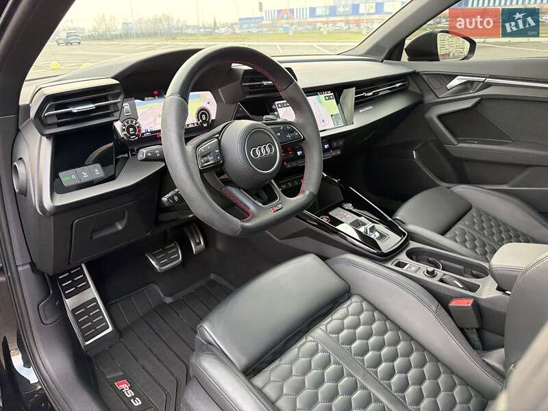 Седан Audi RS3 2021 в Киеве фото 15 Седан Audi RS3 2021 в Киеве