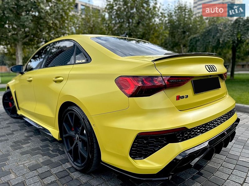 Седан Audi RS3 2022 в Днепре