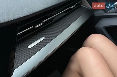 Седан Audi RS3 2022 в Умані