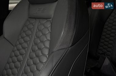 Седан Audi RS3 2022 в Умані