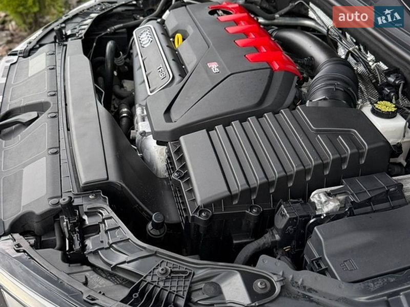 Седан Audi RS3 2022 в Умані