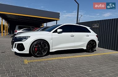 Седан Audi RS3 2024 в Харкові Седан Audi RS3 2024 в Харкові