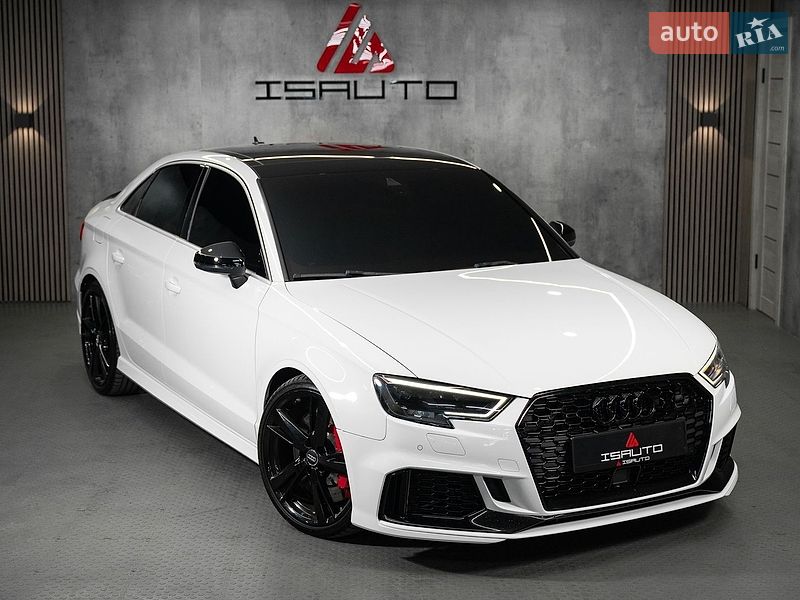 Audi RS3 2019