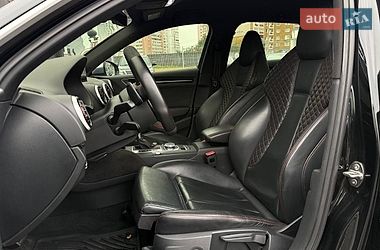 Седан Audi RS3 2016 в Киеве