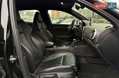 Седан Audi RS3 2016 в Киеве
