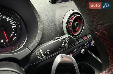 Седан Audi RS3 2016 в Киеве
