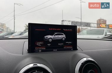 Седан Audi RS3 2016 в Киеве
