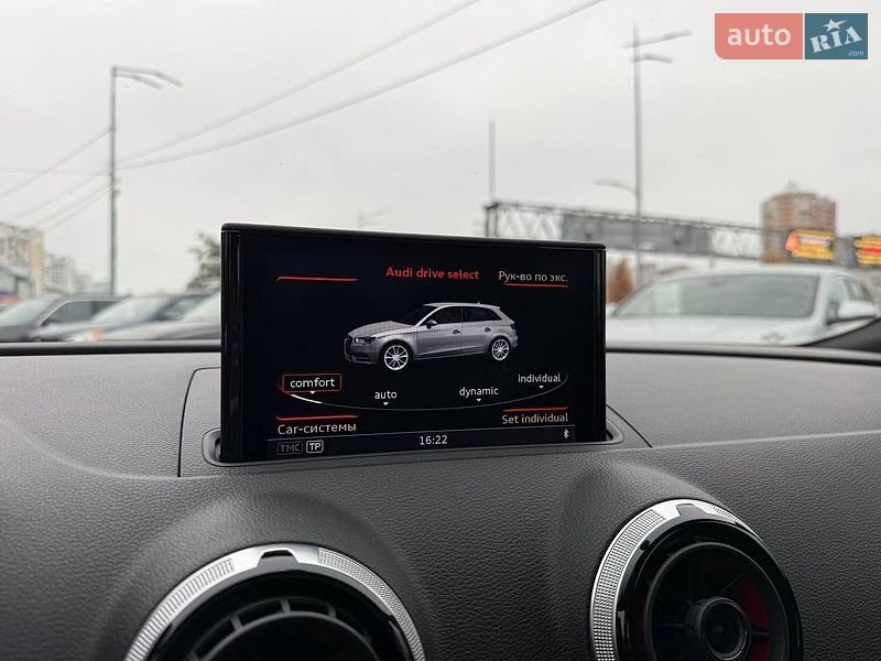Седан Audi RS3 2016 в Киеве