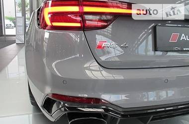  Audi RS4 2018 в 