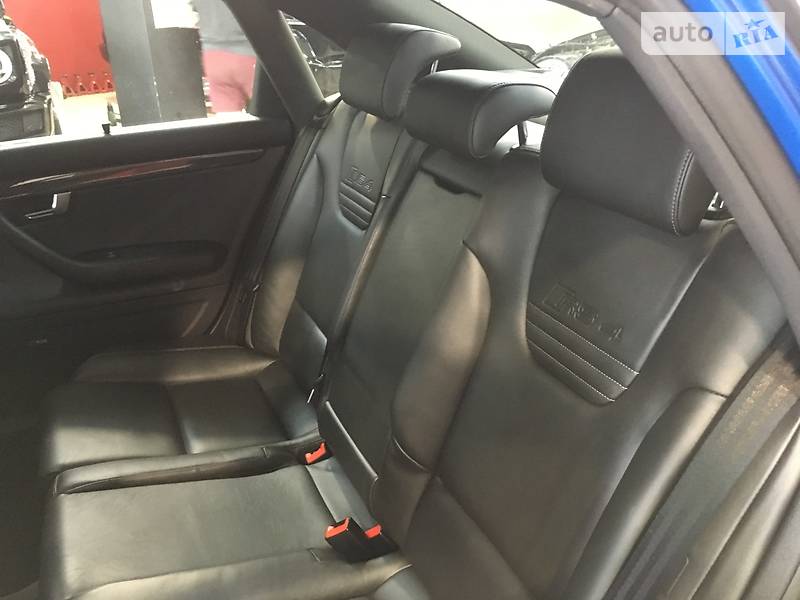 Седан Audi RS4 2006 в Києві
