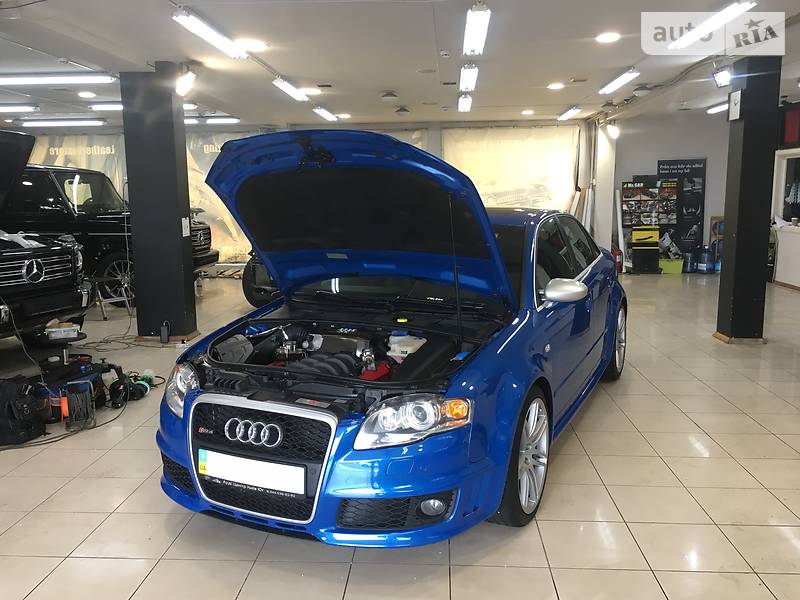 Седан Audi RS4 2006 в Києві