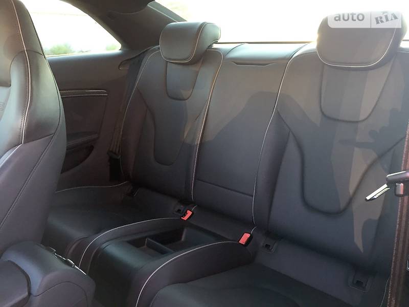 Купе Audi RS5 2013 в Киеве фото 42 Купе Audi RS5 2013 в Киеве
