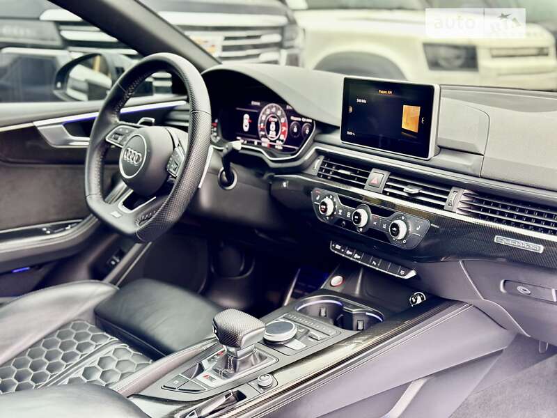 Купе Audi RS5 2018 в Киеве