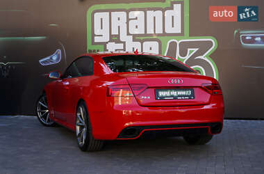 Купе Audi RS5 2011 в 