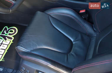 Купе Audi RS5 2011 в 