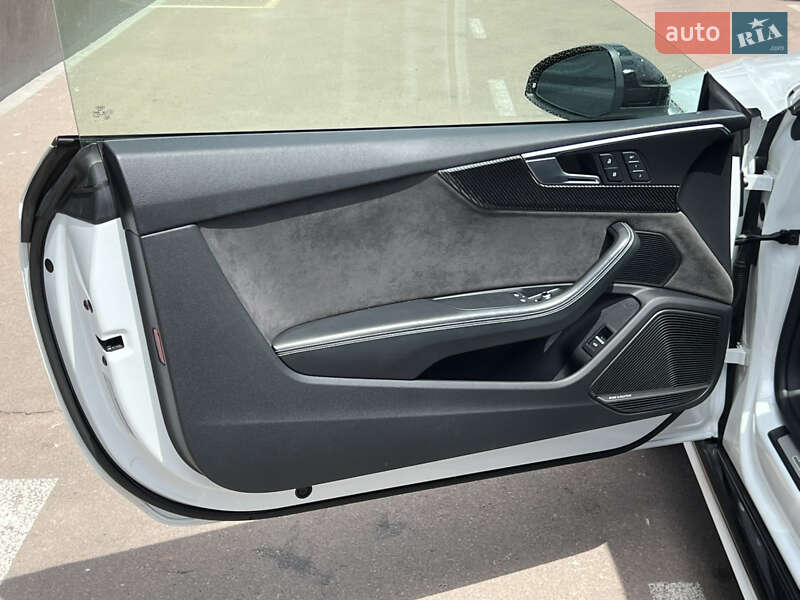 Купе Audi RS5 2019 в Киеве