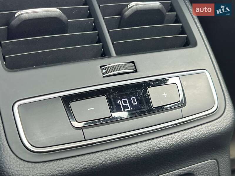 Купе Audi RS5 2019 в Киеве