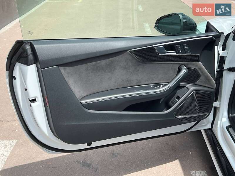 Купе Audi RS5 2019 в Киеве