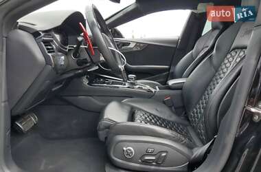 Купе Audi RS5 2021 в 