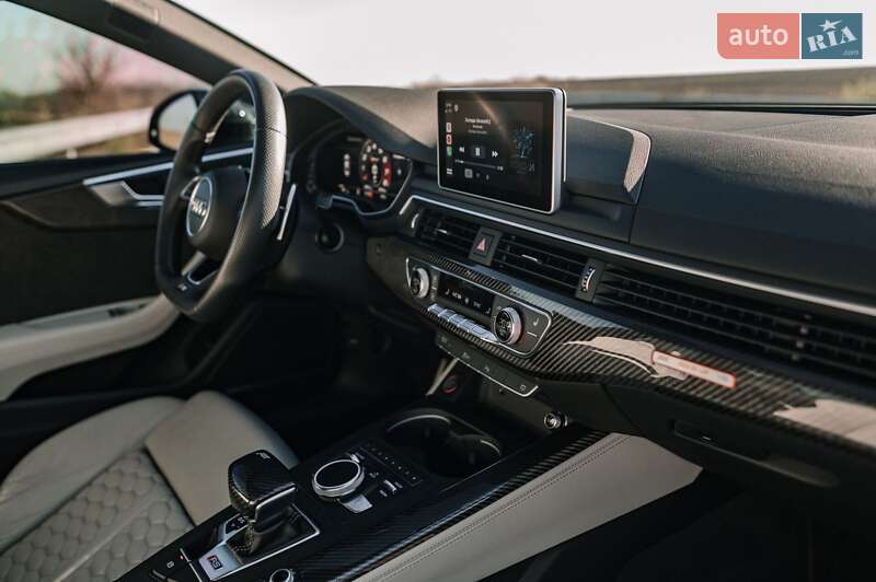 Купе Audi RS5 2019 в Ровно