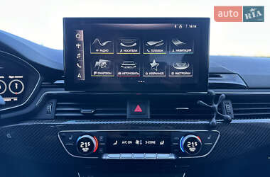Купе Audi RS5 2022 в 