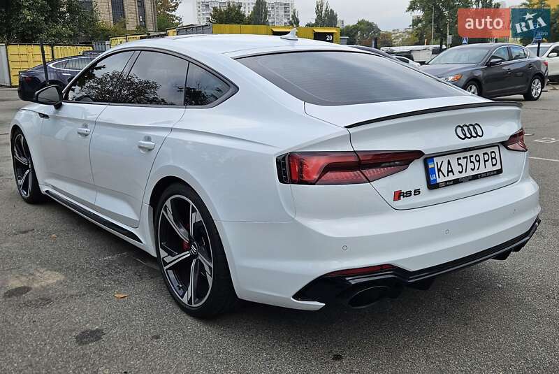 Купе Audi RS5 2019 в Киеве