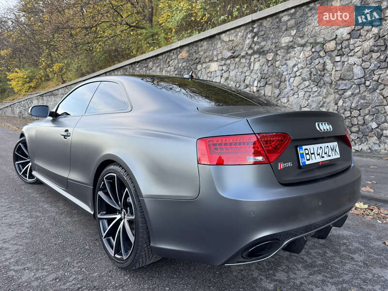 Купе Audi RS5 2015 в Києві