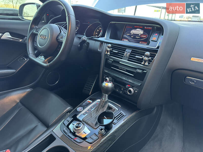 Купе Audi RS5 2015 в Києві