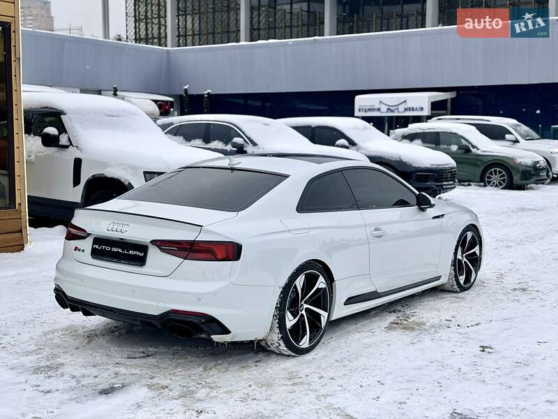 Купе Audi RS5 2018 в Киеве