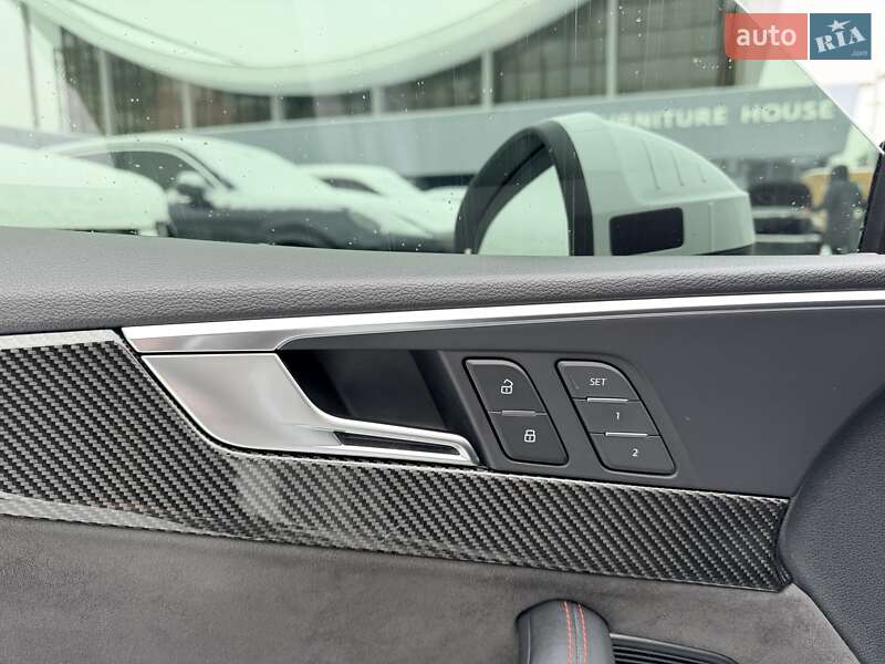 Купе Audi RS5 2018 в Киеве