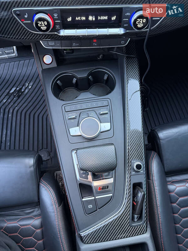 Купе Audi RS5 2018 в Киеве