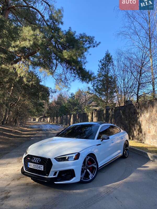 2019 Audi RS 5, VIN WUABWCF55KA907502:plate — фото 1 (autoria)