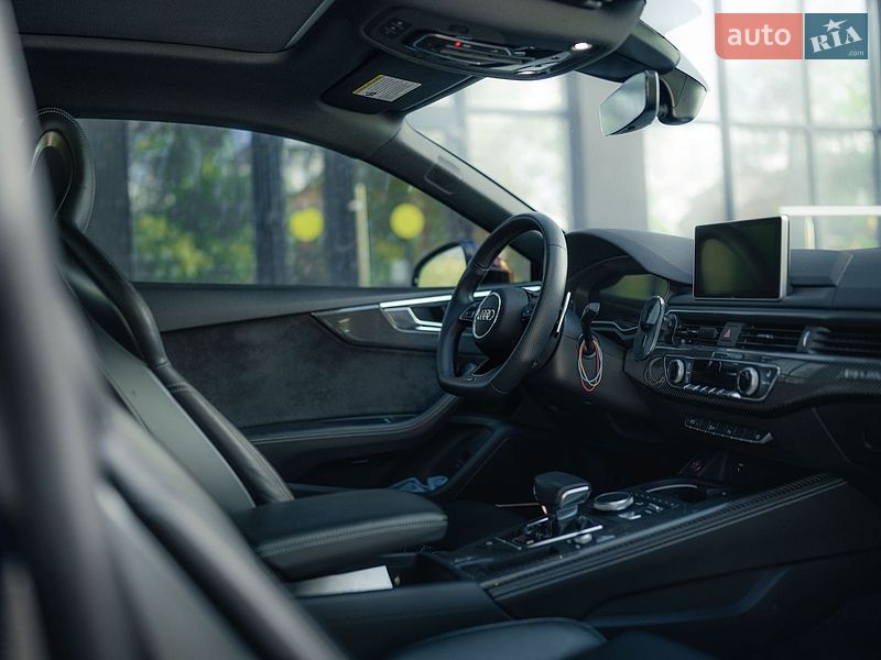 Купе Audi RS5 2018 в Полтаве