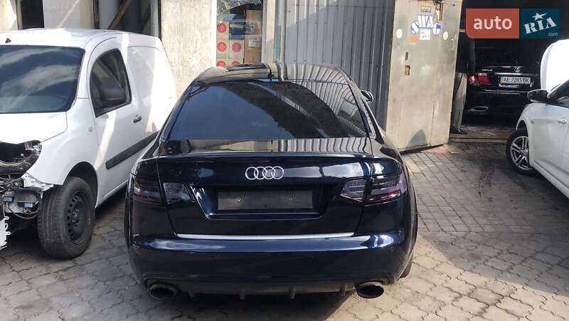 Седан Audi RS6 2010 в Днепре