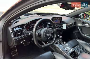 Універсал Audi RS6 2016 в 