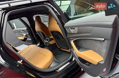 Универсал Audi RS6 2025 в 