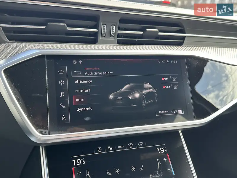 Универсал Audi RS6 2025 в 