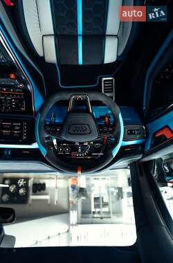 Универсал Audi RS6 2020 в 